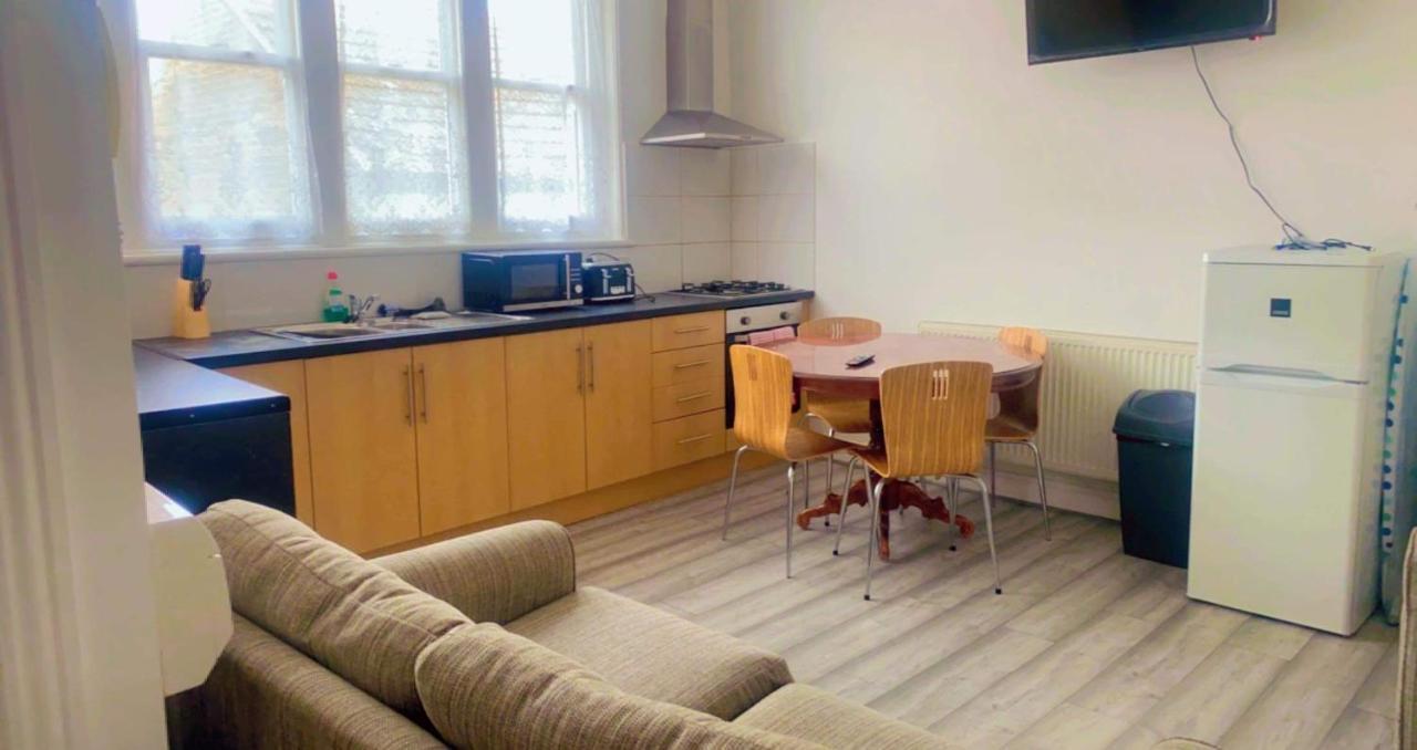 Entire Two Double Bedrooms Flat N4 グレート・ヤーマス エクステリア 写真